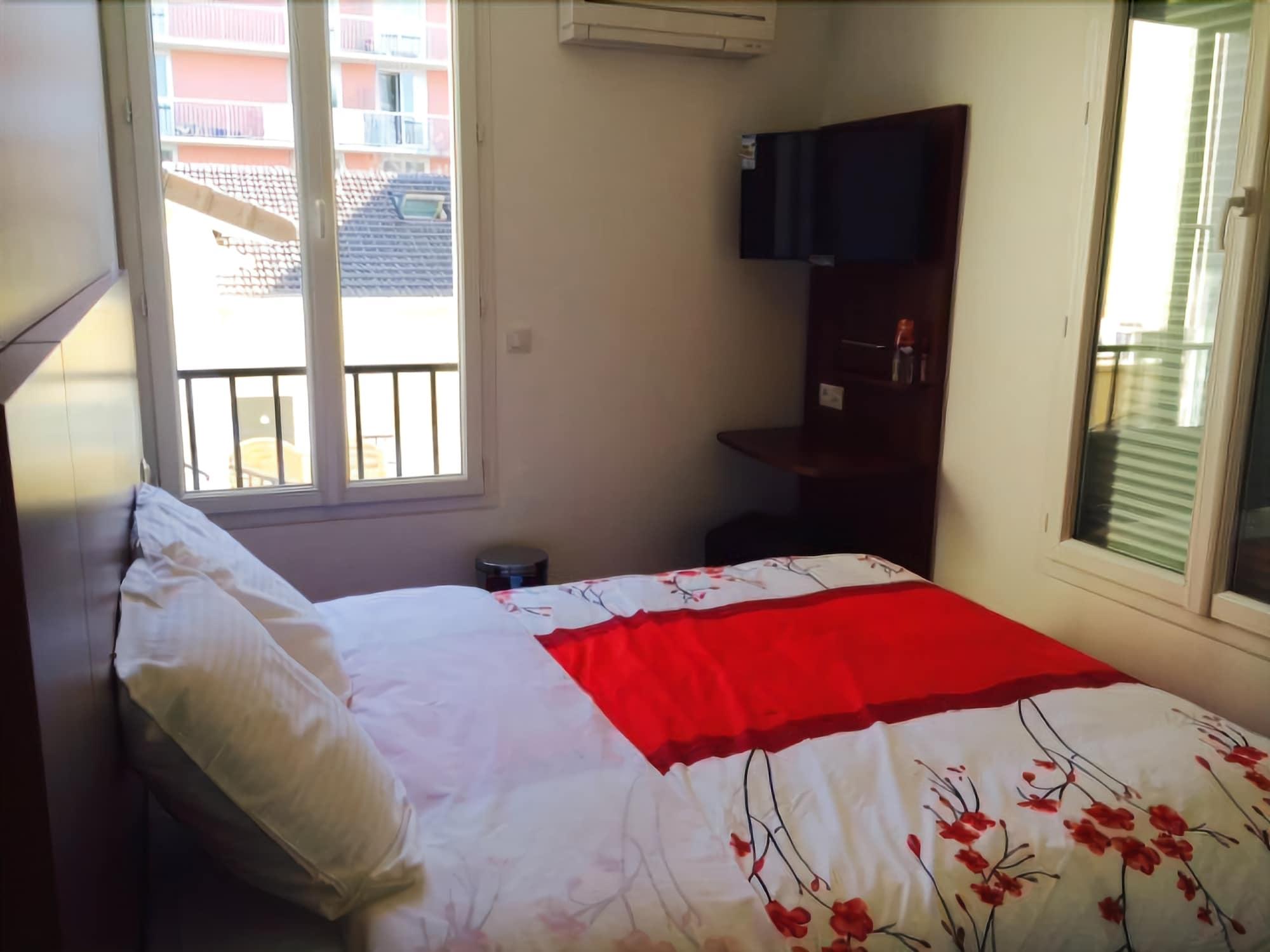 Hotel Rythme แซ็ง-กลู ภายนอก รูปภาพ