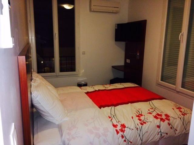 Hotel Rythme แซ็ง-กลู ภายนอก รูปภาพ